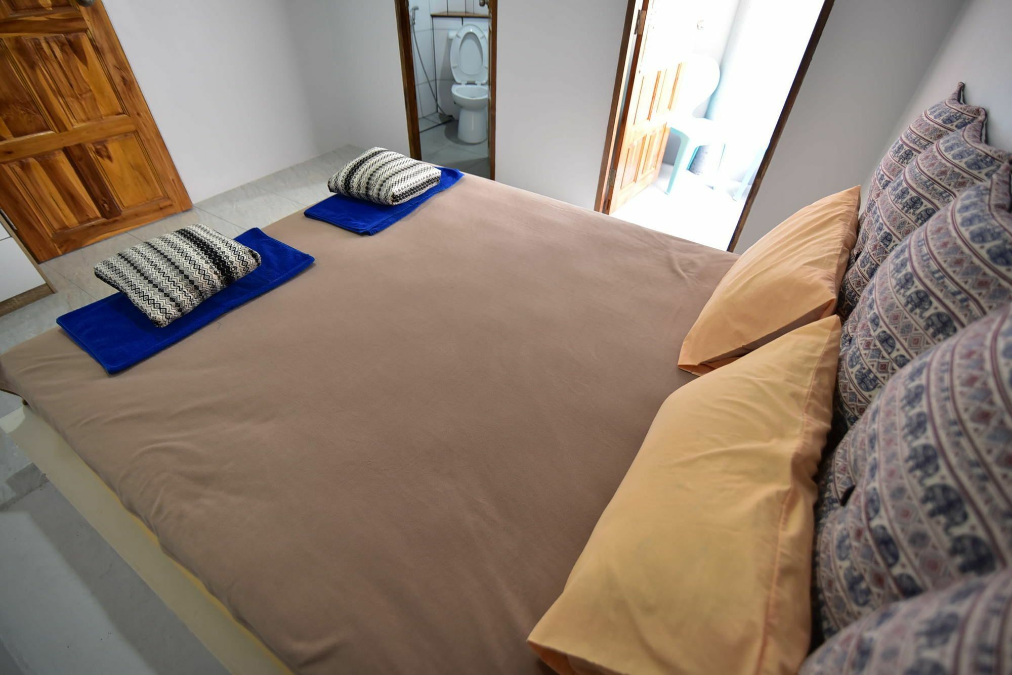 Easy Rooms And Minimart Ko Lanta エクステリア 写真